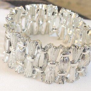 Star Silver Tone Hinged Bracelet